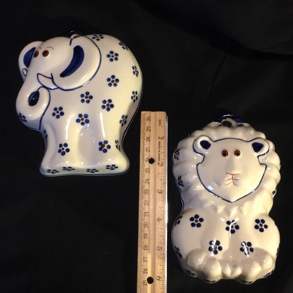 Super Adorable Polish Pottery wall decorations